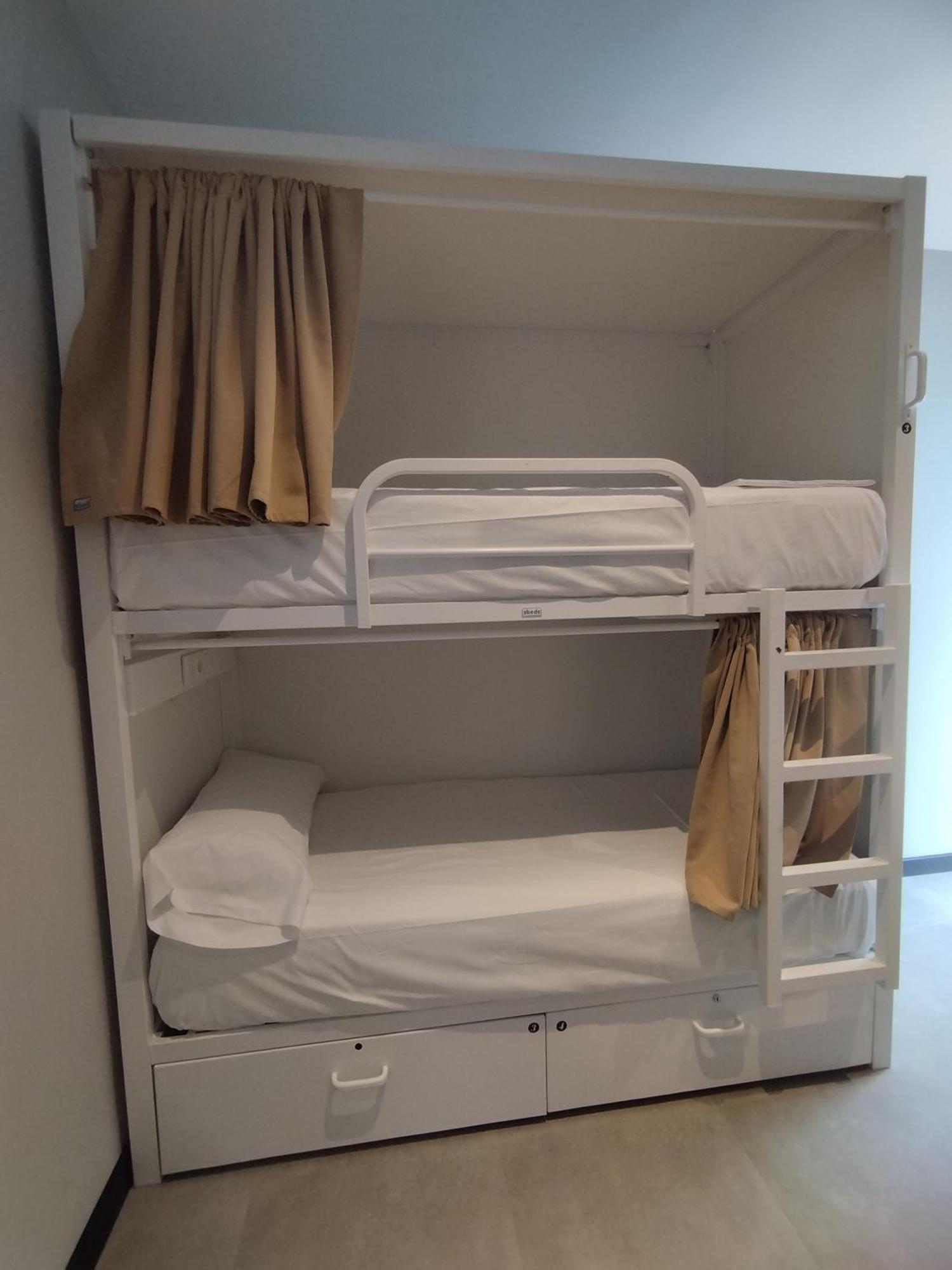Bed 4-Bed Dormitory Room